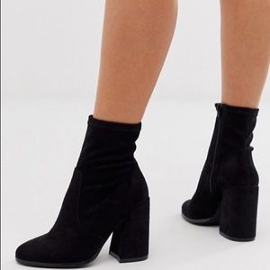 ASOS DESIGN Wide Fit Ellen heeled sock boots black